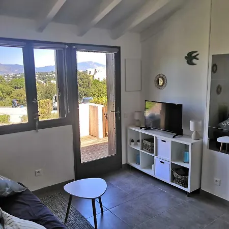 Très Joli T2 Climatisé&grande Terrasse à 1km De La * Porticcio (Corsica)