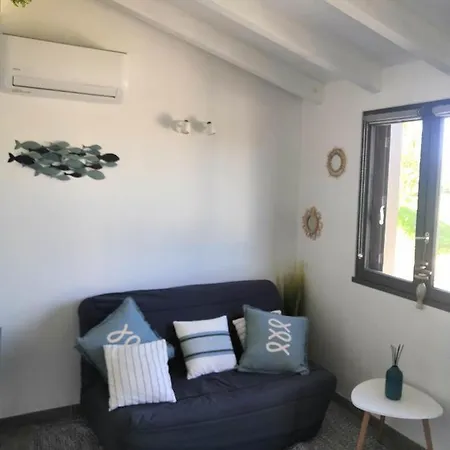 Très Joli T2 Climatisé&grande Terrasse à 1km De La