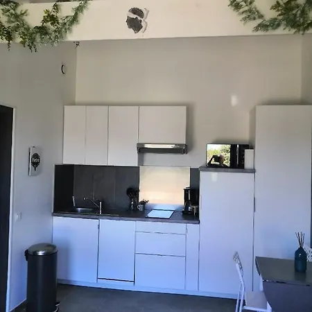 Très Joli T2 Climatisé&grande Terrasse à 1km De La Apartamento Porticcio (Corsica)