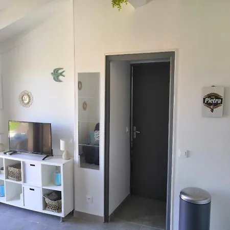 Tres Joli T2 Climatise & Grande Terrasse A 1km De La Apartament Porticcio (Corsica)